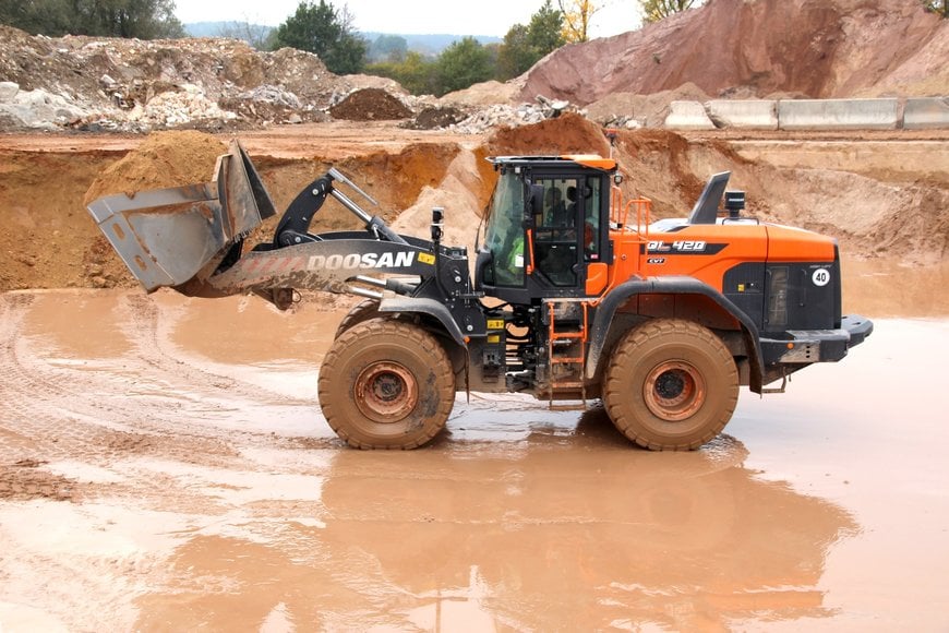 New Wheel Loader Slashes Fuel Costs per Tonne of Sand